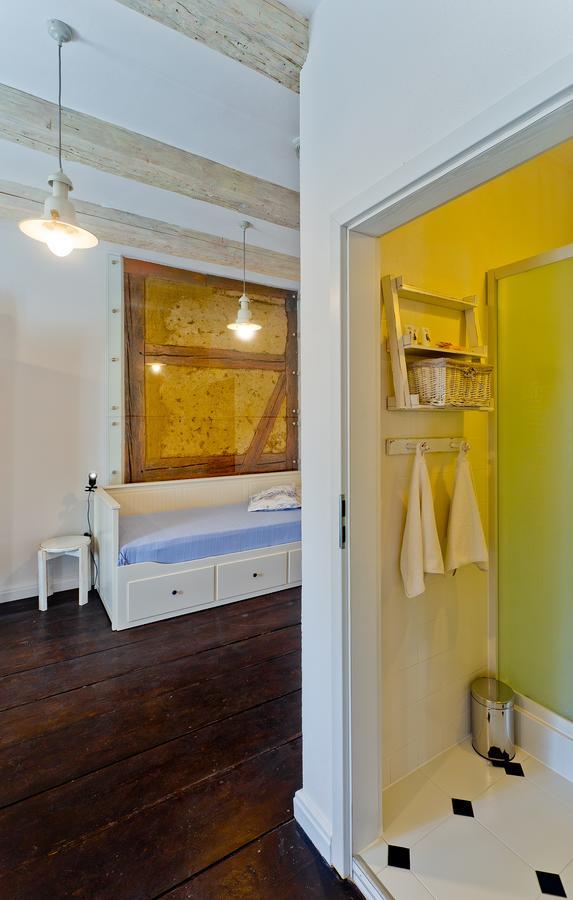 シュフィドニツァ バロコヴィ ザコンテク Bed & Breakfast エクステリア 写真