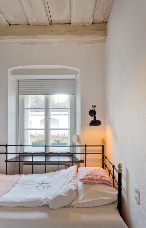 シュフィドニツァ バロコヴィ ザコンテク Bed & Breakfast エクステリア 写真